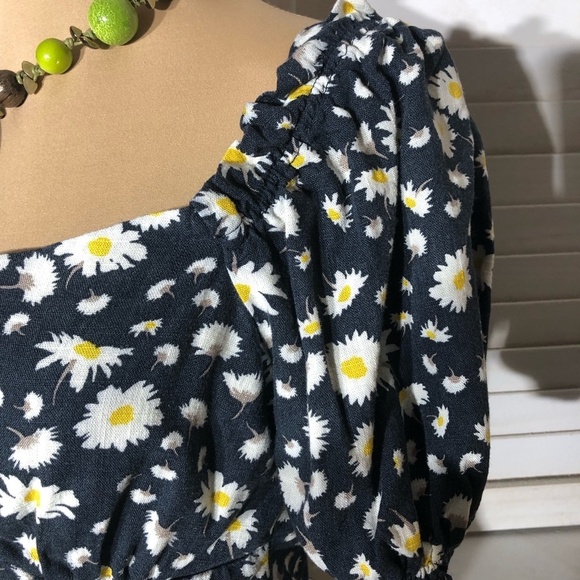 Vintage Y2K Daisy Blouse Puff Short Sleeves Floral Navy - Medium - Picture 6 of 13